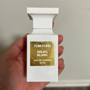 Tom adore Soleil Blanc